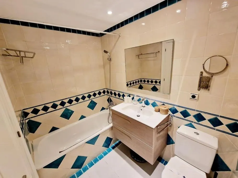 Cervantes House Marbella 0*,  España